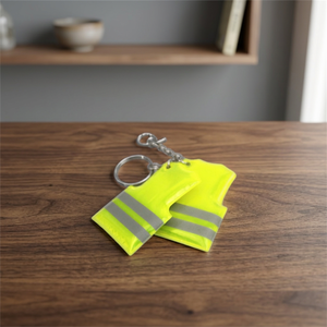 Llavero de Vinilo Reflectante Fluorescente Amarillo, Forma Rectangular, Equipo de Protección Personal (EPP), Material Imprimible - Product Image 1