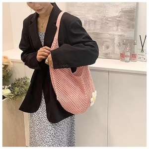 Sac à bandoulière tricoté à la main personnalisable fourre-tout décontracté pour femmes - Product Image 6