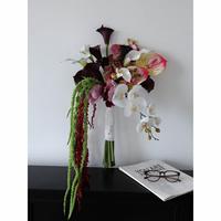 M995 Kaskadierender Tropischer Hochzeitsstrauß Dunkelviolette Calla-Lilie Weiße Orchidee Rosa Anthurium Hängender Amaranth Brautstrauß