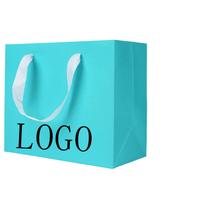 Sacs cadeaux classiques en papier kraft avec poignées torsadées, logo personnalisé, chaussures, vêtements, matériaux recyclés, taille personnalisable, impression