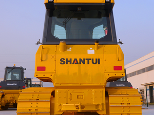 Shantui Bulldozer de Orugas con Cuchilla en U de 240 Caballos de Fuerza DH24-C3 23820kg 1 Año de Garantía - Product Image 2