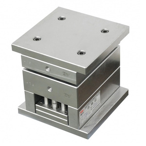 Troquel de estampado de Metal progresivo de alta calidad, moldes de Metal personalizados de fábrica diseñados para forma de azulejo de piedra - Product Image 3