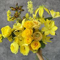 Roses artificielles en soie jaunes faites à la main pour les cadeaux de mariage, bouquet de mariée, décoration de fête, décoration de la maison, vente en gros
