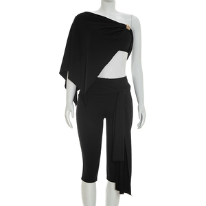 วิวิบลูค์ C26ST085 ชุดฤดูร้อนสำหรับผู้หญิง สีพื้นเรียบง่าย เสื้อครอปแบบไม่มีสายรัดไหล่ กางเกงจีบขาสั้น ชุดสามชิ้น - Product Image 1