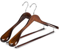 Cintres en tissu à épaules larges, en bois massif, pour manteaux et pantalons, avec barre de rangement pour armoire, vente en gros, personnalisables