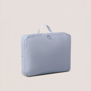 <span class=keywords><strong>Sac</strong></span> de rangement <span class=keywords><strong>pour</strong></span> veste d'usine au design moderne Compression portable <span class=keywords><strong>Sac</strong></span> de rangement <span class=keywords><strong>pour</strong></span> vêtements de maison et bagages de voyage de grande capacité - Product Image 1