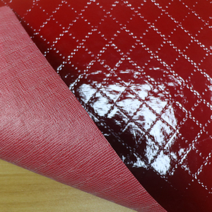 Tissu d'<span class=keywords><strong>ameublement</strong></span> universel en cuir PVC gaufré, imperméable et lavable, design mode rouge chinois, pour housses de siège de voiture décoratives - Product Image 4