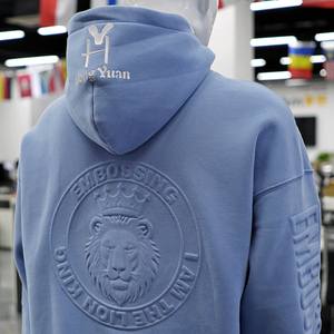 Hoodie décontracté unisexe en coton premium personnalisé, coupe oversize, avec broderie 3D sur les épaules, en maille épaisse et embossée - Product Image 2