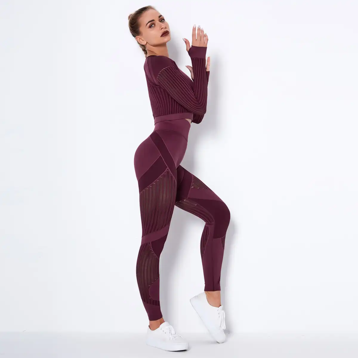 卸売シームレスフィットネス2個セット幾何学的なスポーツウェアスーツヨガウェアセットフィットネス衣装女性
