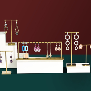 Jinsky Fast Ship Support de barre en t en acier inoxydable Couleur or Finition au pinceau Support suspendu pour boucle d'oreille - Product Image 2