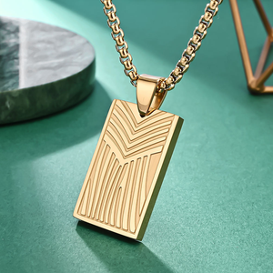 Colar Masculino de Aço Titânio com Pingente Quadrado e Corrente Cordão, Estilo Clássico Europeu Minimalista, com Relevo, Moda Cristã - Product Image 1