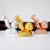 جديد تصميم مخصص 20 سنتيمتر 40 سنتيمتر تمثال راتنج كرة القدم الجوائز الفائز المجد جائزة الحذاء الذهبي المعادن الذهب الكرة كأس لبطولات كرة القدم
