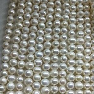 Collier de perles d'eau douce semi-finies, 7-8 mm, presque rondes, blanches, avec défauts, vente en gros - Product Image 4