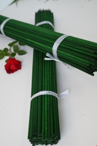 Bâtons de bambou de 60 cm pour le soutien des plantes, diamètre de 5 mm, teints en vert - Vente en gros pour les agriculteurs, bâtons pour fleurs - Product Image 5