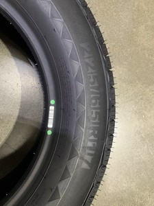 Pneu de voiture toutes saisons 215/60R16 95V Radial Tyre Qualité supérieure Garantie 5 ans - Product Image 2