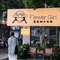 为商业企业打造强大且令人难忘的在线标志设计服务，适用于购物网站的包装和印刷产品类别