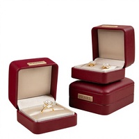 Boîte à bijoux de luxe personnalisée en cuir PU avec intérieur en velours pour bagues, boucles d'oreilles, colliers, pendentifs, perles, emballage cadeau, rangement