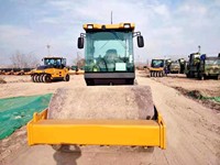 Compacteur de sol vibrant HeavyRoll XS163J 103 kW 16 tonnes pour les projets routiers et de terrassement à grande échelle