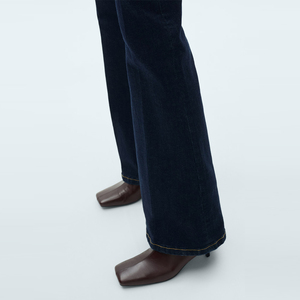 กางเกงยีนส์ทรงบานผ้าแคนวาสสั่งทำพิเศษ OEM สไตล์สตรีทแวร์ สำหรับฤดูใบไม้ร่วง มีกระเป๋าติดกระดุม ระบายอากาศได้ดี ทรงปกติ มีหลายขนาด - Product Image 4