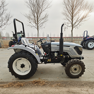 Tracteur 120 CV avec tapis de sol isolant et boîte de vitesses 8+2, châssis chauffant de la cabine - Product Image 3