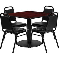 Vente en gros de chaises de banquet pour événements de mariage chaise empilable utilisée pour les banquets d'hôtel