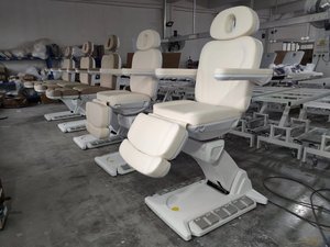 Table de massage <span class=keywords><strong>électrique</strong></span> à 4 moteurs avec revêtement en cuir PU et éponge haute densité, pliable et portable pour salon, spa et usage commercial - Product Image 5