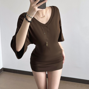 Vestido Mini Marrón de Verano para Mujer 2026 con Cuello en V, Manga Corta, Sin Espalda, Detalle de Cadena, Ajustado, para Fiesta y Club, Sexy - Product Image 2