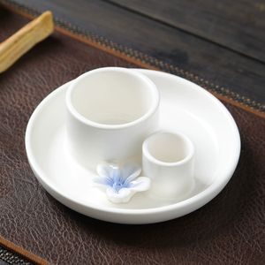 Juego de quemadores de aromaterapia de cerámica nórdica blanca con hierbas de salvia, Palo Santo y flores secas para la purificación y meditación en el hogar natural. - Product Image 3