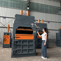 Presse à Balles Verticale Hydraulique pour Cartons, Bouteilles PET, Plastique et Cartonnages – Compacteur à Bouteilles