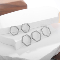 G23 Titanium Hexagon Septum Anneaux 16g Septum Bijoux 8mm Septum Hoop 16 Gauge Septum Clicker Septum Daith Piercing Jewelry