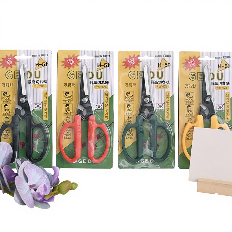 Convenient Dual Purpose Rose Pruning Tools