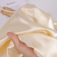 100% polyester taffetas tissu semi-brillant léger 100d fil compte imperméable mèche caractéristiques garçons vêtements doublure jupes