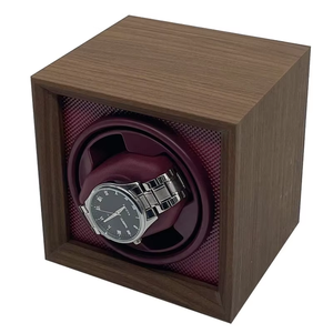 Boîte à remontoir automatique <span class=keywords><strong>de</strong></span> luxe populaire pour montre, design carré unique en MDF, bois <span class=keywords><strong>de</strong></span> noyer et <span class=keywords><strong>fibre</strong></span> <span class=keywords><strong>de</strong></span> carbone - Product Image 3
