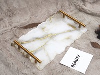 Plateau décoratif en résine époxy élégant de haute qualité, accessoire multifonctionnel pour le service, la présentation et le rangement, disponible au prix d'exportation