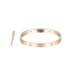 Bracelet de luxe en acier inoxydable doré, style vis, pour hommes et femmes, avec tournevis, logo de marque - Product Image 6