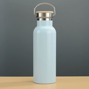 Gourde isotherme réutilisable à double paroi en métal avec poignée et couvercle anti-fuite pour cyclistes et randonneurs - Product Image 3