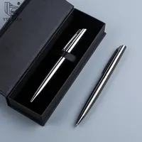 Novo logotipo personalizado promocional luxo haste de cobre gravada prata torção caneta esferográfica de metal em caixa de presente do negócio