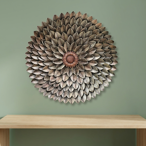 Arte Floral Metálico para Pared, Pieza Decorativa Circular Colgante, Estilo Moderno Rústico, Artesanía Metálica Hecha a Mano - Product Image 3