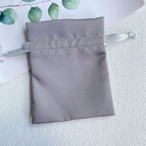 Sacs cadeaux en satin écologiques avec cordon de serrage pour bijoux, maquillage, vêtements, chaussures, emballages de luxe - Product Image 3