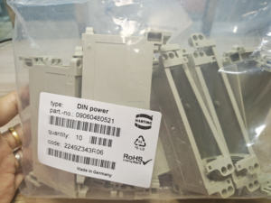 XULE 09670090322 D-Sub 1 Base Carcasa Rosca de Salida Superior 4-40 UNC - Product Image 3