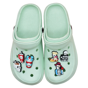 Breloques décoratives en PVC pour sabots et chaussures à trous, motif crâne d'Halloween et fleurs, vente en gros - Product Image 5