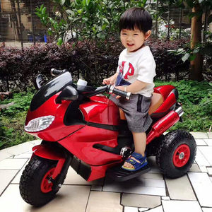 Triciclo Elettrico per Bambini 1-6 Anni, Auto Giocattolo <span class=keywords><strong>Cavalcabile</strong></span> con Telecomando e Ricarica per Neonati - Product Image 4