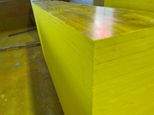 Compensato per Casseforme a 3 Strati Resistente Giallo per Colata di Calcestruzzo Pannello Impermeabile per Casseforme per Costruzioni e Ponteggi - Product Image 4
