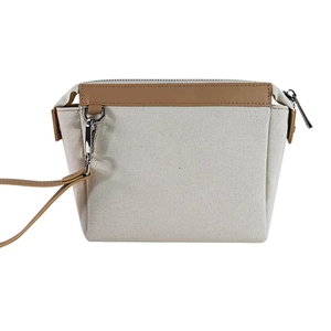 Bolsa de Maquillaje con Cierre Azul Oscuro de Lujo con Logotipo Personalizado, Lavable, de Lona de Algodón Reutilizable, Moderna, Pequeña y Portátil para Mujer - Product Image 4