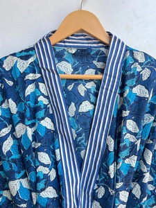 ชุดคลุมกิโมโนสำหรับคนท้อง ผ้าฝ้าย 100% นุ่ม เบา เป็นมิตรกับสิ่งแวดล้อม เหมาะสำหรับฤดูใบไม้ผลิและฤดูร้อน ลายพิมพ์อินเดียสีน้ำเงิน สีสันสดใส เหมาะสำหรับงานเทศกาล - Product Image 2