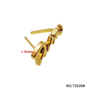 TANAI de moda de metal alfabeto color oro diseño de marca Carta bolsos logotipo - Product Image 5