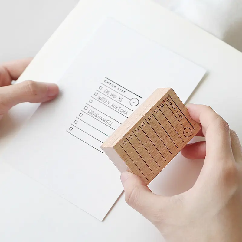 Juego de sellos de madera personalizados en tamaños variados, adecuados para manualidades artísticas, álbumes de recortes