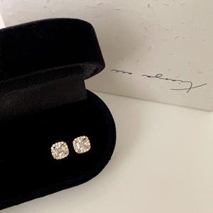 ต่างหูแฟชั่นทันสมัย ชุบทอง 18k เครื่องประดับแฟชั่นปี 2025 ต่างหูทองแดงประดับเพชรซิร์คอนสำหรับผู้หญิง - Product Image 5