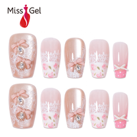 Faux ongles à presser Rose Gold Cat Eye, forme cercueil effilée mi-longue, avec nœud 3D, strass en forme de larme et dentelle, 32 pièces pour doigts