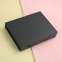Boîte cadeau magnétique en carton rigide noir mat de luxe avec logo, fermeture magnétique personnalisée OEM recyclable